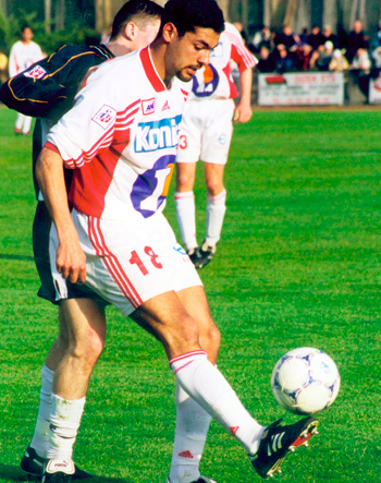 Défenseur de 1996 à 2000 (96 matchs, 5 buts)